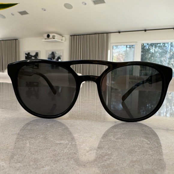 Prada black sunglasses. - Picture 1 of 4